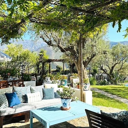オルヒバ Almond Hill Houseヴィラ エクステリア 写真