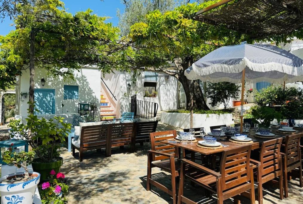 オルヒバ Almond Hill Houseヴィラ エクステリア 写真