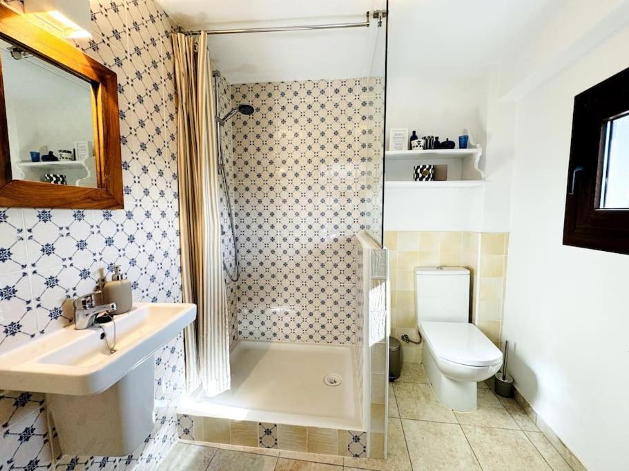 オルヒバ Almond Hill Houseヴィラ エクステリア 写真